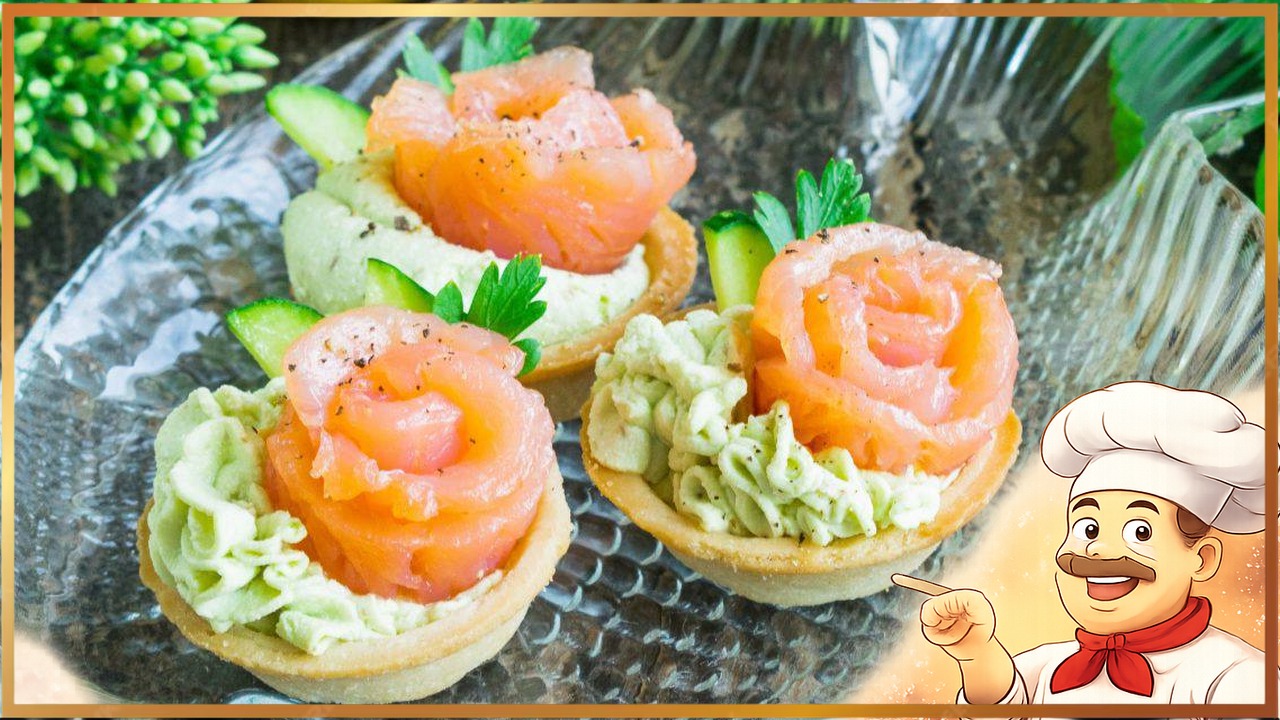 Тарталетки с красной рыбой, сыром и авокадо