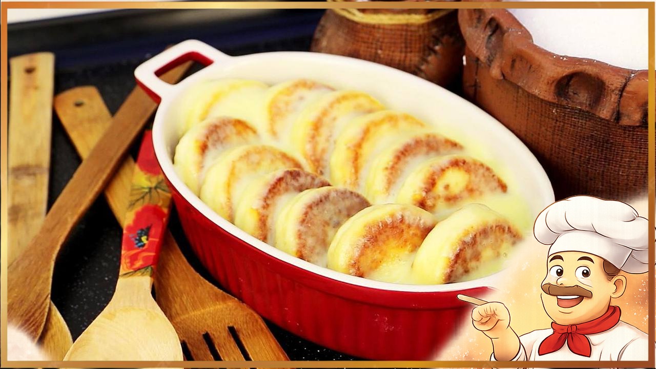 Сырники в сметанной заливке